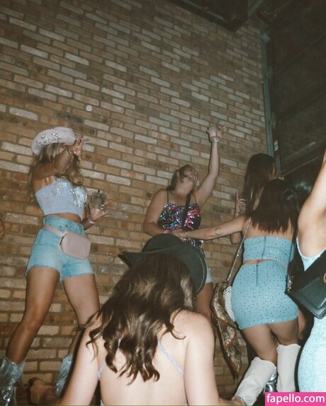 Lisa Gilroy xxx star galleries