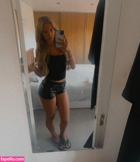 Bethany Webster model xxx gallery