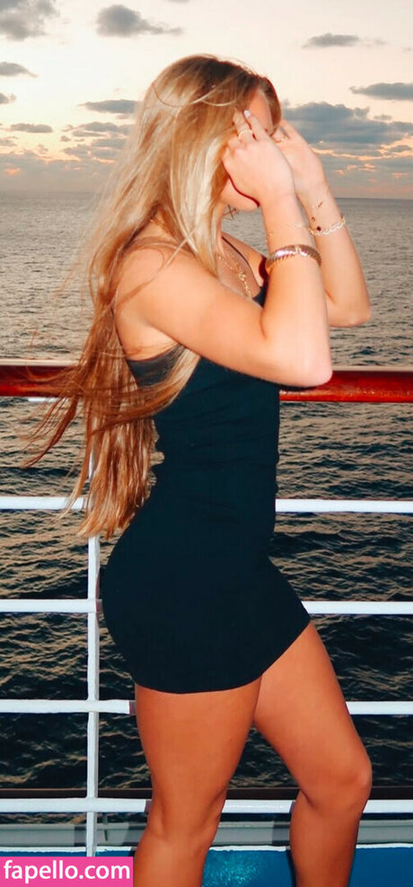 Tatum Bittick best model archive