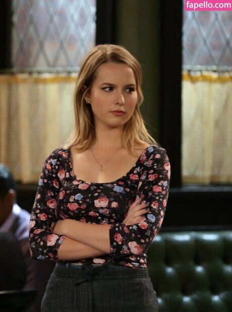 Bridgit Mendler pornstar free picture