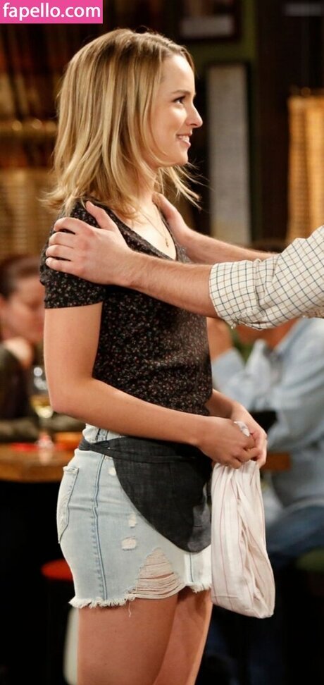 Bridgit Mendler star adult pic