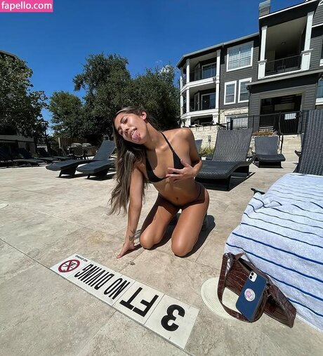 Mia Bosman hot actress galleries