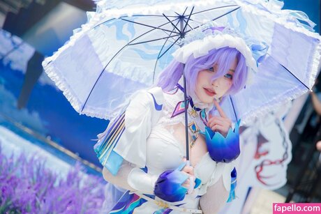 Denkakeke star sexy pic