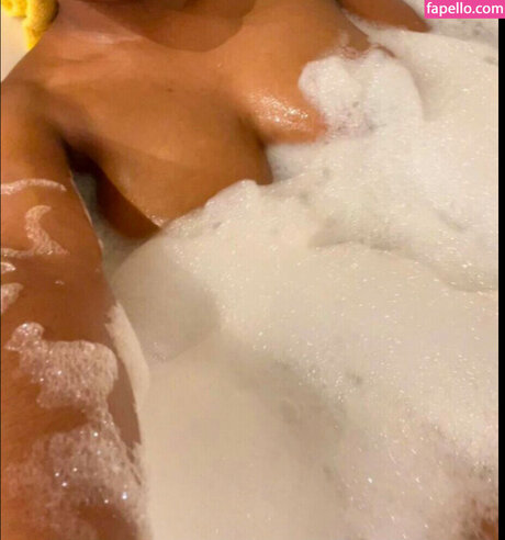 Honeypot1766 pornstar nude galleries