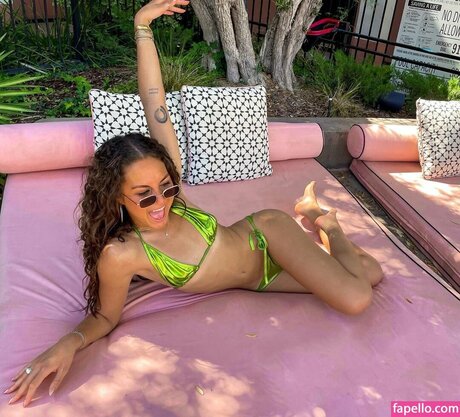 Meg DeLacy exclusive pornstar img