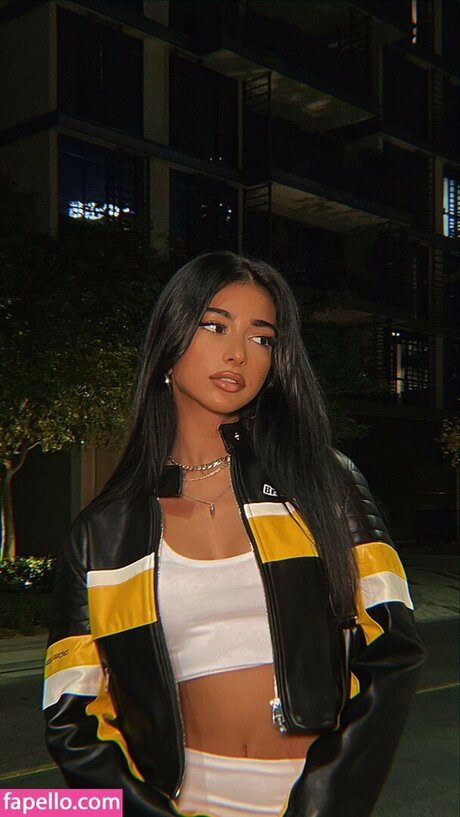 Iffat Marash hd star photo