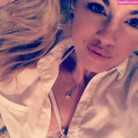 bodybuilder nude onlyfans beautiful naked pictures