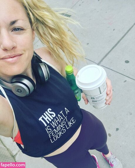 Heather Hardy hot model pictures