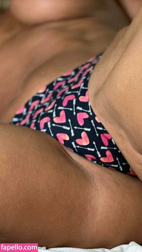 Abby Valezquez exclusive model img