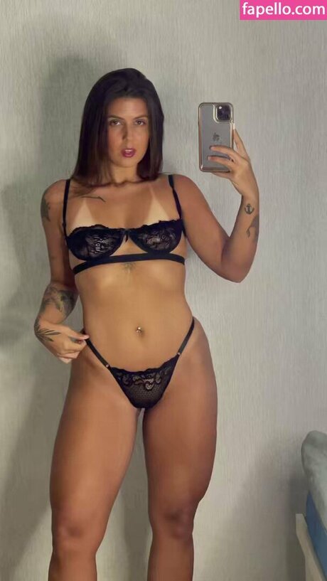 Cinthia Far as pornstar free images