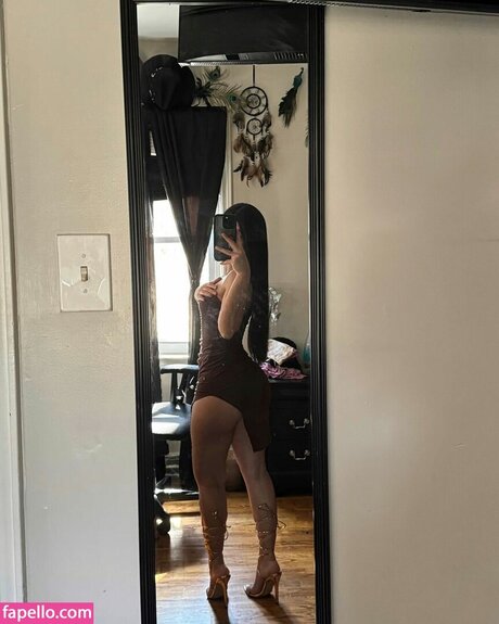 iam stphi nude star img