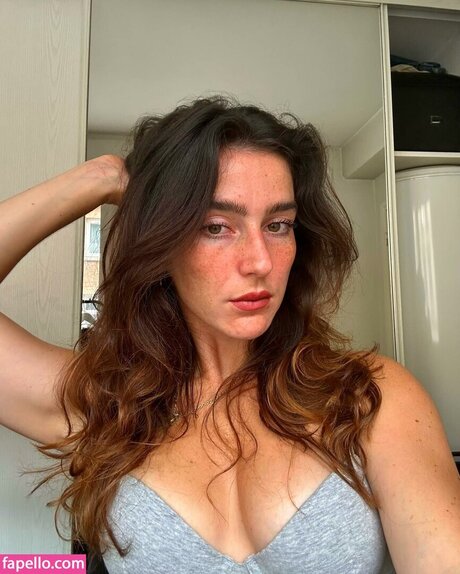 Wonder miz hot model image