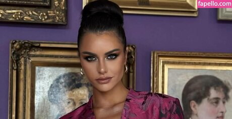 Emilia Dides model beautiful pictures