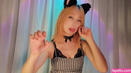 Nalbi ASMR nude model img