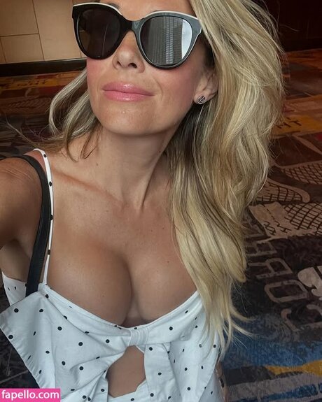 Michellek4040 model xxx img