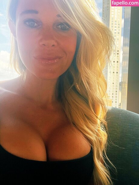 Michellek4040 sexy star photo