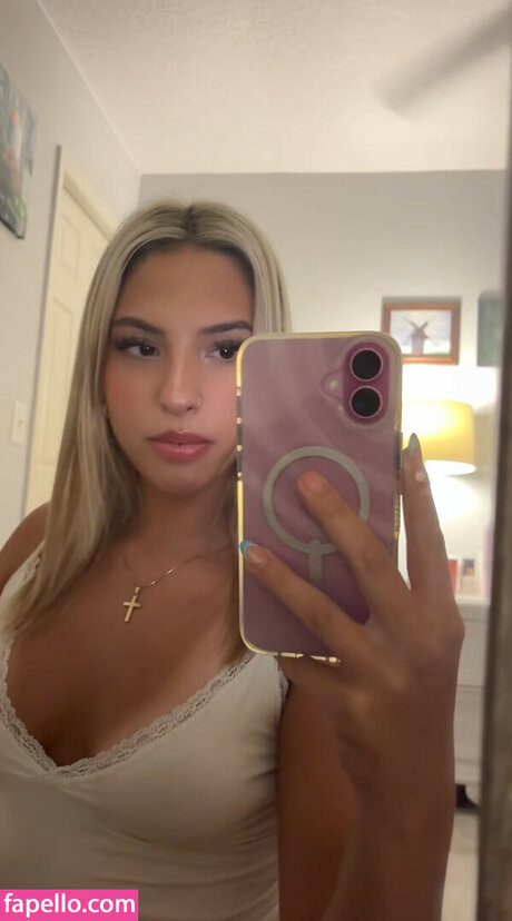 Cloud ASMR pornstar free pictures