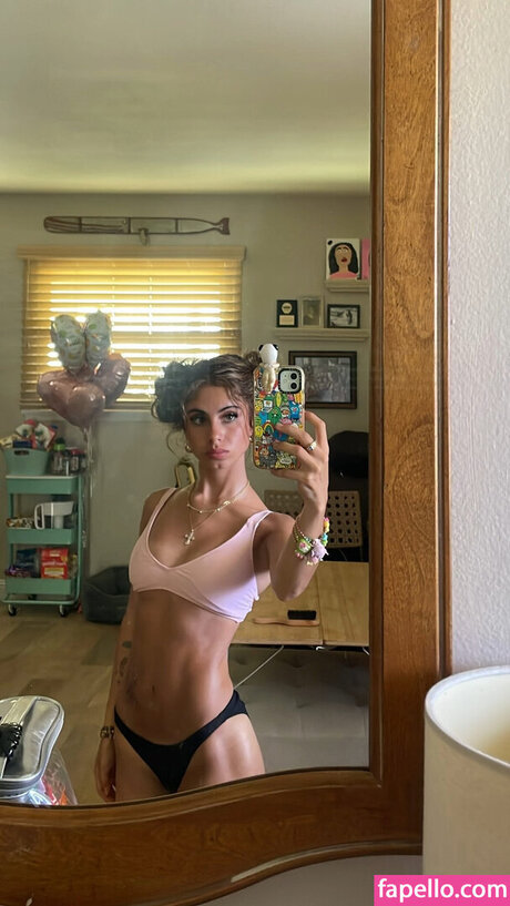 Iggybellyy pornstar exclusive galleries