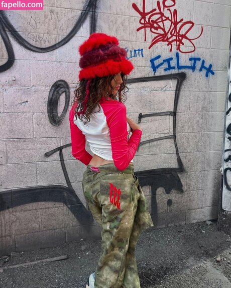 prymrr art pornstar photo