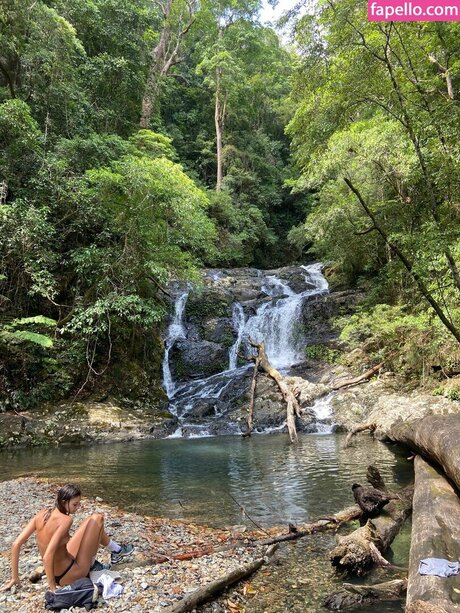 Req Cassadventures art actress gallery