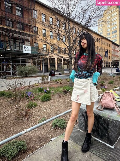 Lisa Tung pornstar nude image