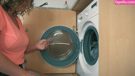 Sasha Curves art star picture