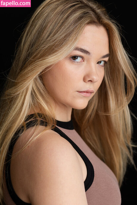 Chloe Guidry model pornographic photos