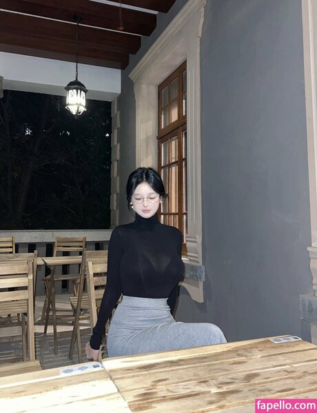 kblw11 erotic model pictures