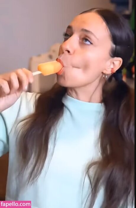 Ceyda Kasabal_ model nude pics