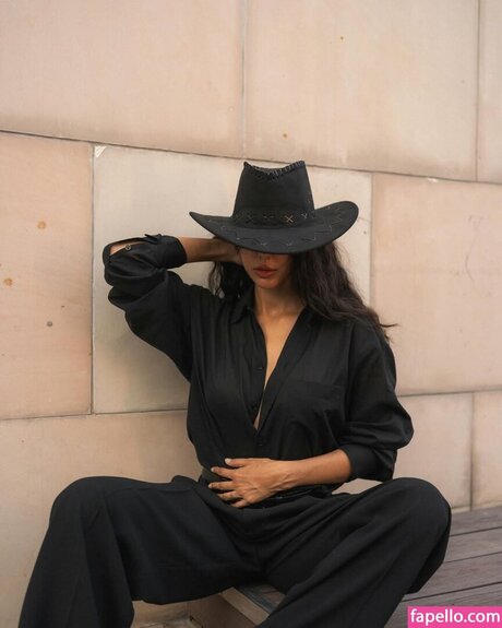 Sonam Bajwa Profile photo