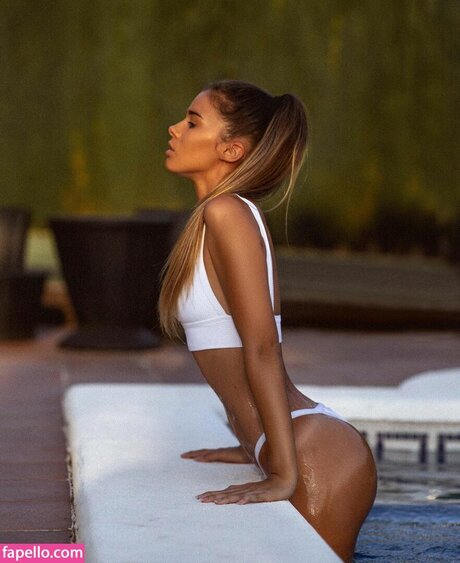 Mar Lucas nude actress gallery