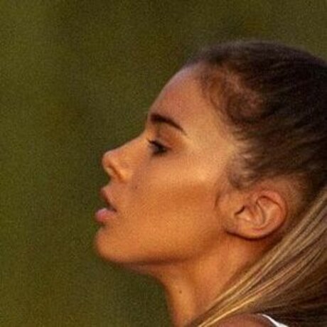 Mar Lucas model perfect image