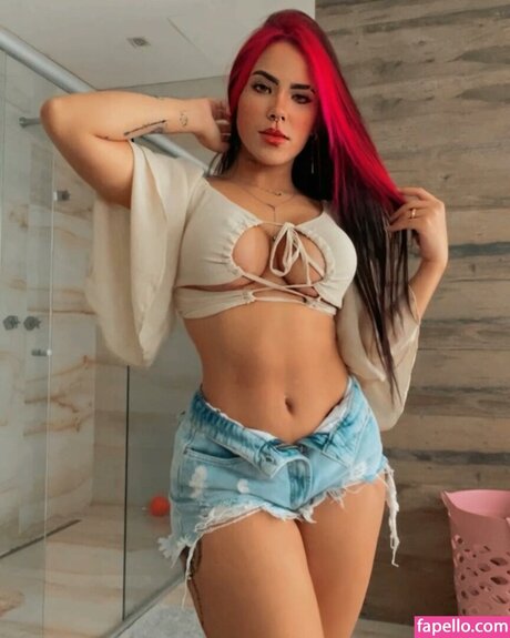 Kaah Muniz art model photo