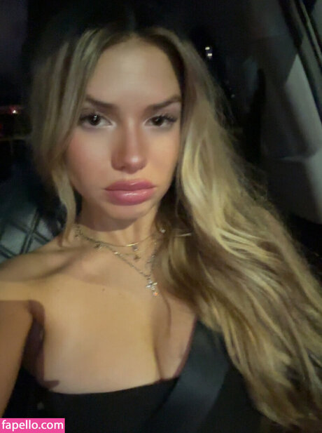 Mentltitness exclusive model picture