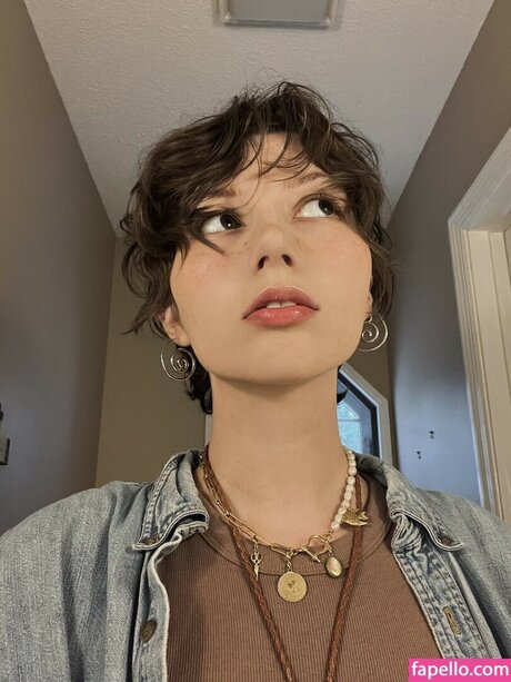 amaltheaorchid hot model img