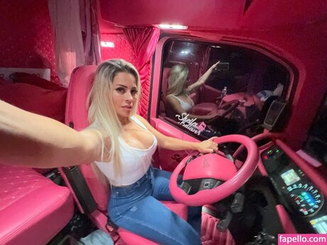 Sheila BellaverICIAL best model image