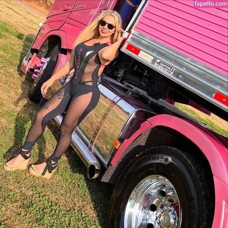 Sheila BellaverICIAL pornstar art photo