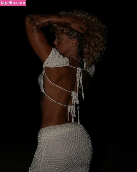 abigailwhhite hot pornstar pic