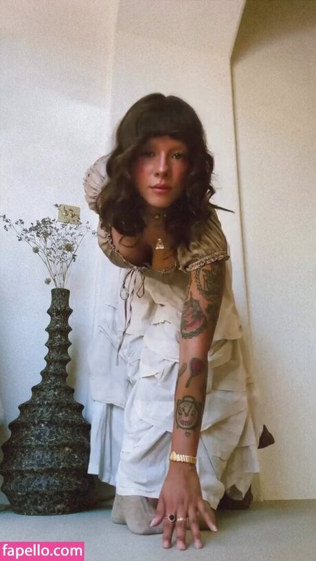 Melanie Martinez pornstar beautiful picture