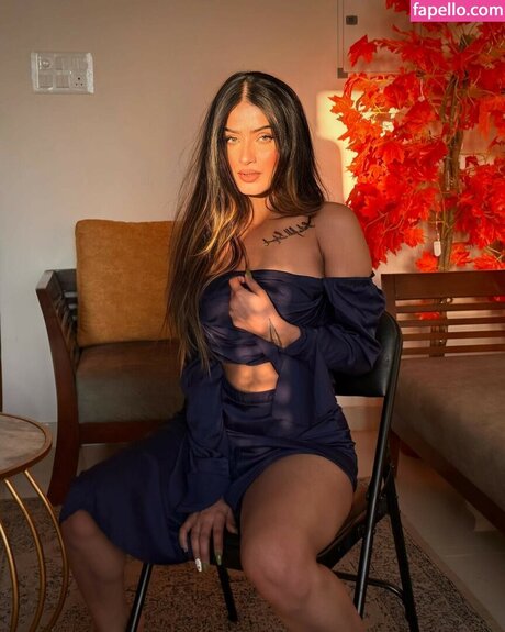 Shambhavi Singh pornstar sexy image