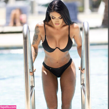 Toni Berenato hd model pics