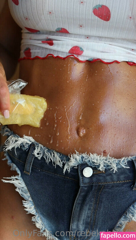 Rebekah Lea Willich pornographic model images