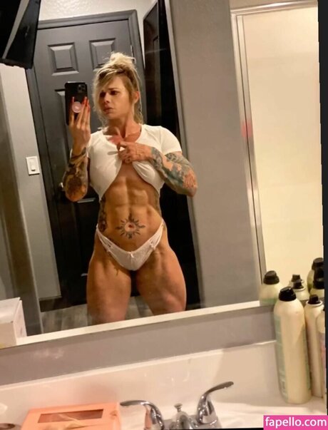 Camcamexclusive pornstar naked pic