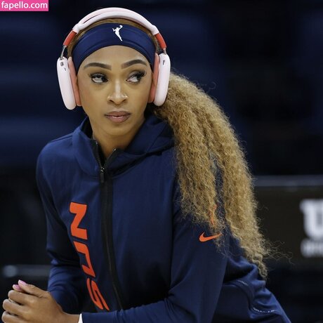 Dijonai Carrington exclusive actress pics