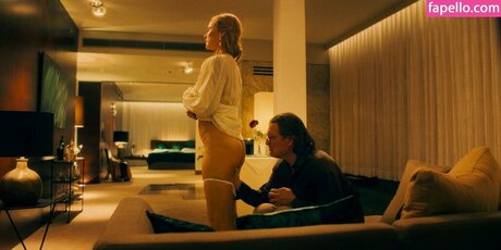 Bella Dayne top model photo