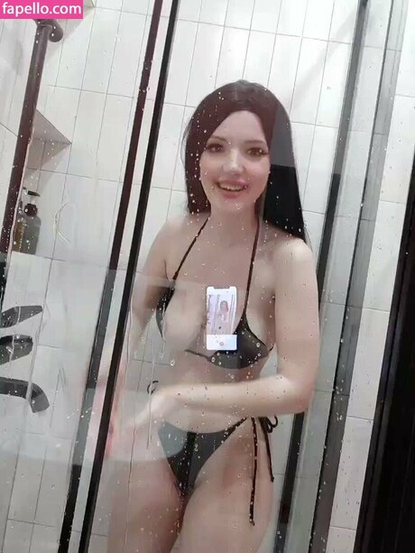 lada lyumoscos nude model pic