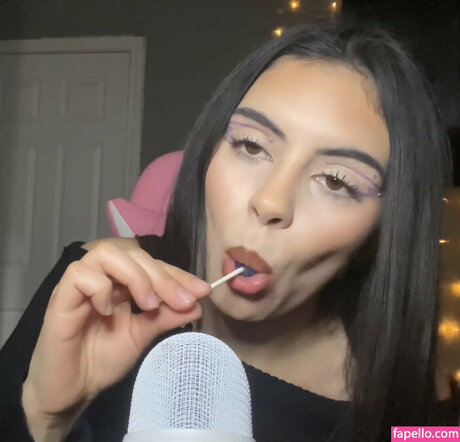 Tingly Asmr_ adult model photo