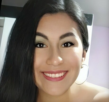 Kerry B exclusive star pictures