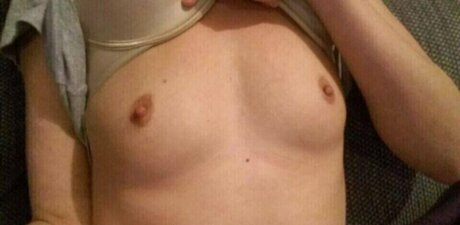 Kerry B model sexy pics