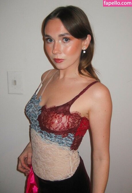 Veronika Slowikowska model pretty photos